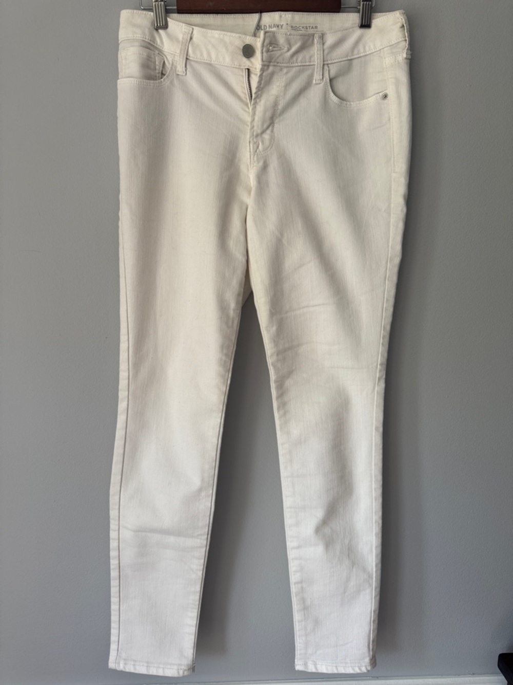 Old Navy Cream Skinny Jeans - Women's